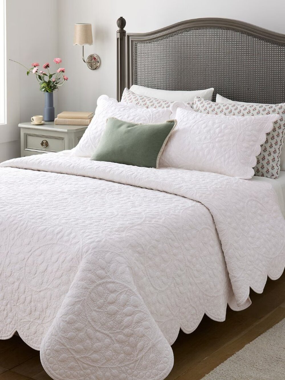Garden Trapunto Organic-Cotton Quilt White - Garnet Hill